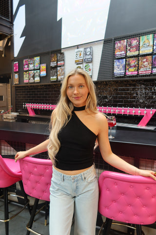 Asymmetric One Shoulder Sleeveless Top