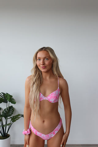 Kulani Kinis Slim Underwire Bra Bikini Top - Island Blush