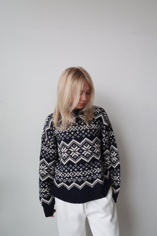Snowflake Pattern Chunky Knit Sweater
