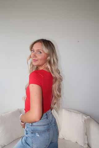 Red Square Neckline Short Sleeve Top