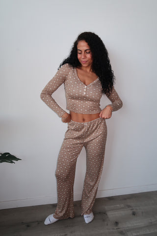 Cinnamon Petals Emma Lounge Henley
