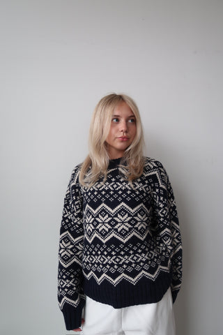 Snowflake Pattern Chunky Knit Sweater