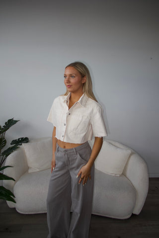 Hidden Cream Cropped Denim Shirt