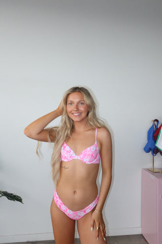 Kulani Kinis Slim Underwire Bra Bikini Top - Island Blush
