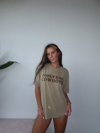 “I Only Kiss Cowboys” Tee Shirt