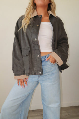 Collared Contrast Barn Jacket