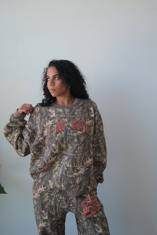 Boys Lie 1-800 Manhunt Kara Crewneck