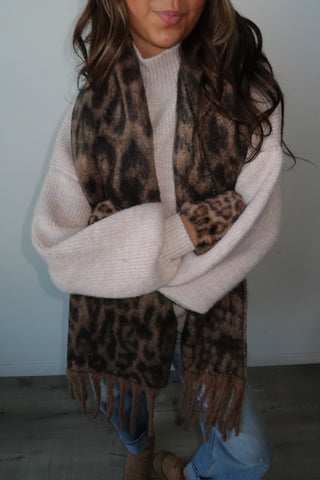 Leopard Cozy Scarf