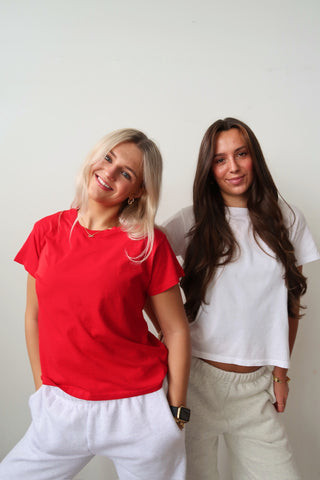 Daydreamer Solid Solo Tee - Fire Red