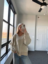 Load image into Gallery viewer, Oversized Knit Collared Sweater
