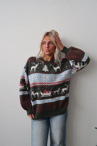 Green Reindeer Pattern Christmas Sweater