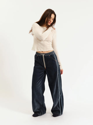 DAZE Denim Pull-On Wide Leg Cozy Jean