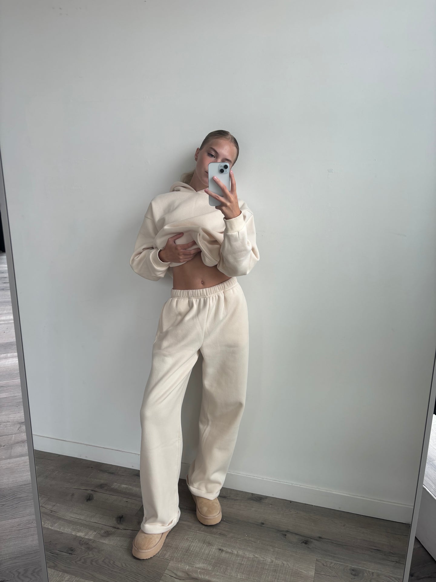 *PRE-ORDER* - Cream Staple Wide Leg Sweatpants