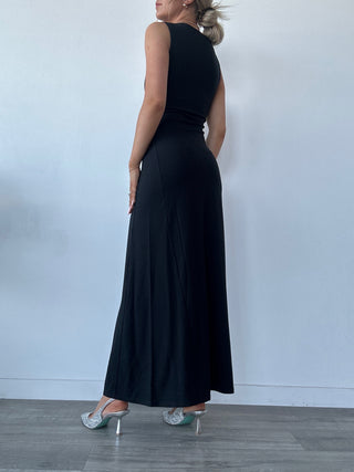 Ribbed Sleeveless Black Maxi Dress