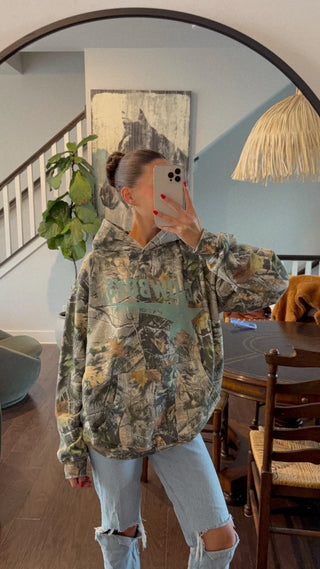 “Cowboys Love Em Or Leave Em” Camo Hoodie