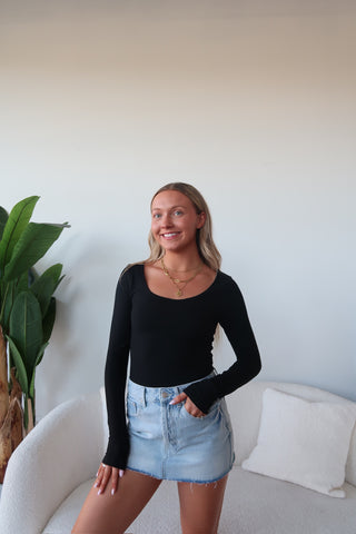 Black Butter Soft Round Neck Long Sleeve Top