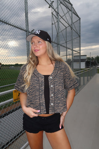 Hidden Tiger Cropped Shirt