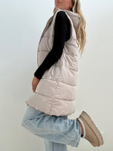 Load image into Gallery viewer, Long Hooded Vest
