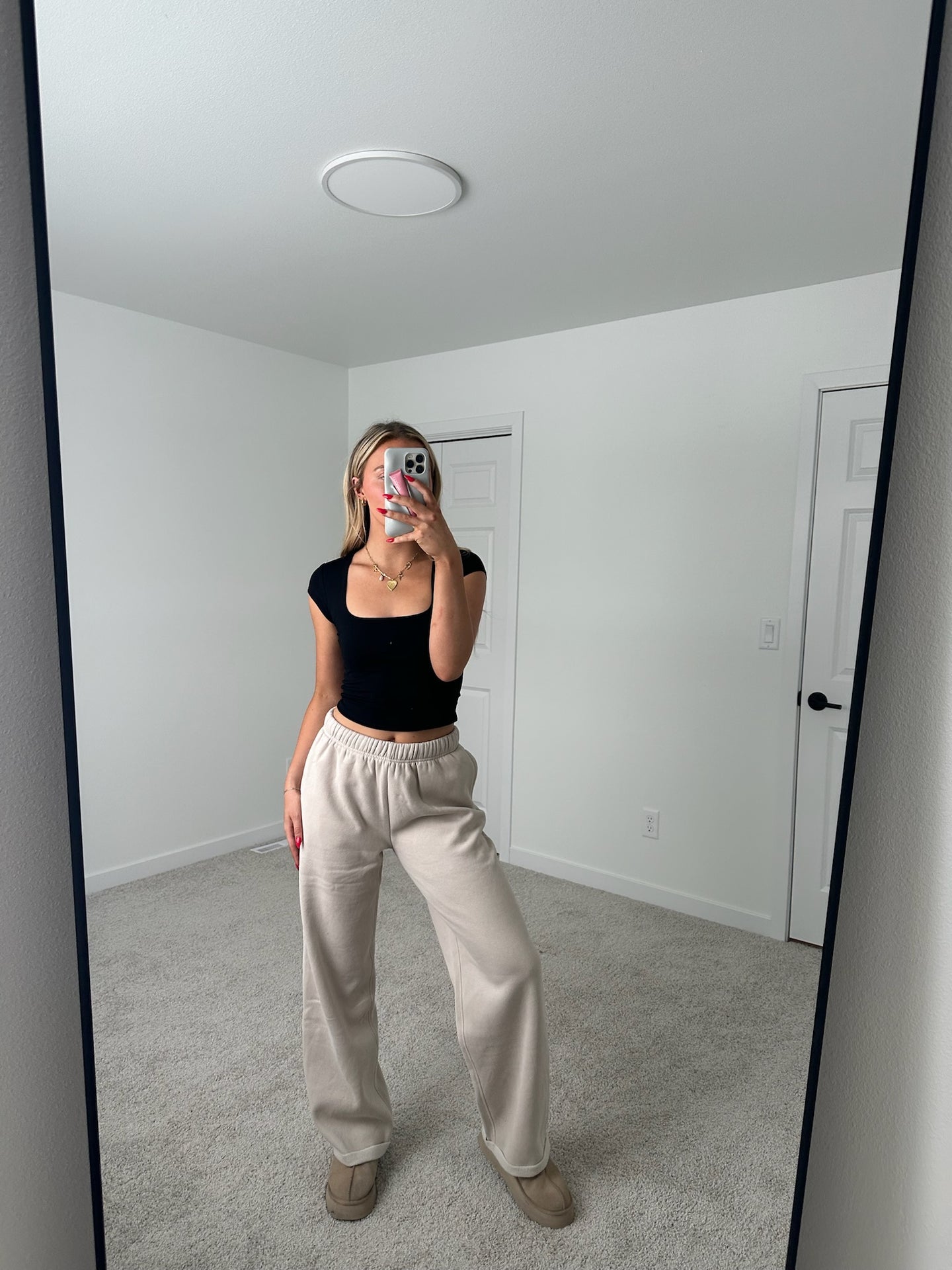 Long Oat Staple Wide Leg Sweatpants