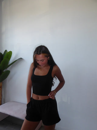 Black Cropped Ribbed Scoop Neck Tank