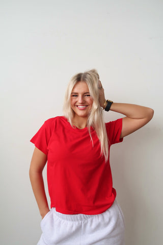 Daydreamer Solid Solo Tee - Fire Red