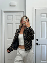 Load image into Gallery viewer, Leopard Print Jacket
