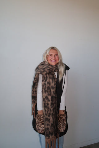 Leopard Cozy Scarf