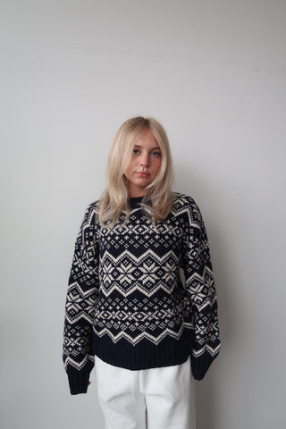 Snowflake Pattern Chunky Knit Sweater