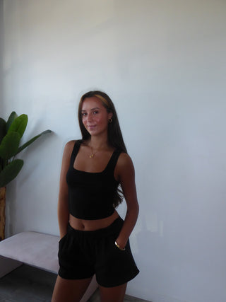 Black Cropped Ribbed Scoop Neck Tank