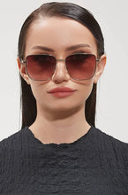 Load image into Gallery viewer, Otra Rita Gold/Brown To Pink Fade Sunglasses
