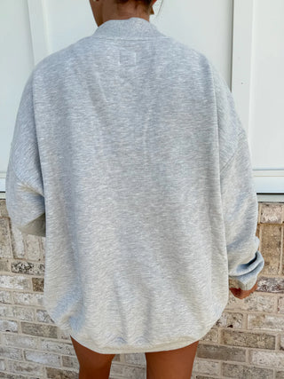 Grey USA Flag Embroider V-Neck Sweatshirt