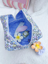 Load image into Gallery viewer, Pastel Flower Quilted Makeup Bag
