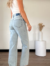 Load image into Gallery viewer, DAZE Denim Off Duty High Rise 90’s Fit
