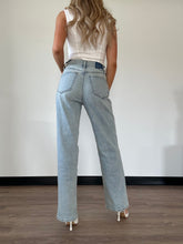 Load image into Gallery viewer, DAZE Denim Off Duty High Rise 90’s Fit
