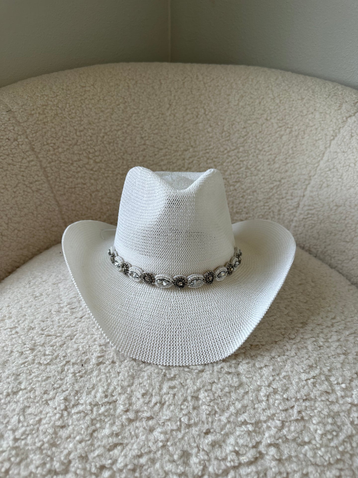 White Cowgirl Hat With Jewels