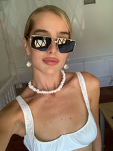 Load image into Gallery viewer, Otra Jordan Gold/Green Sunglasses
