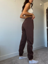 Load image into Gallery viewer, Staple Joggers
