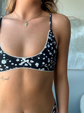 Load image into Gallery viewer, Black &amp; White Floral Bikini Top
